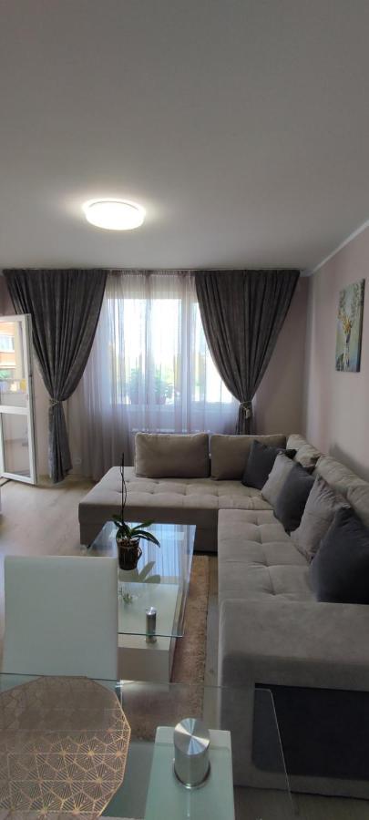 Luxury And Stylish Apartmen, Metro Station Obelya Sofia Exterior foto